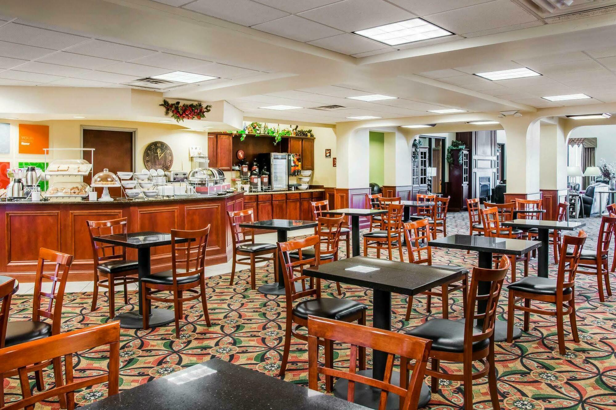 Comfort Suites Findlay Exterior foto